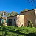 Le Vignal - Maison Typique Perigourdine Tatil Evi *